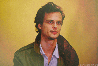 spencer-reid-gifs-criminal-minds-24301960-500-334